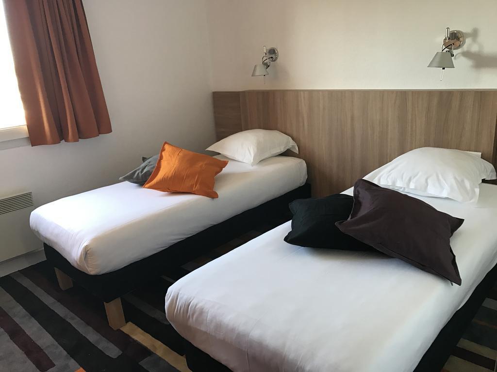 Kyriad Direct Agen Castelculier Exteriör bild
