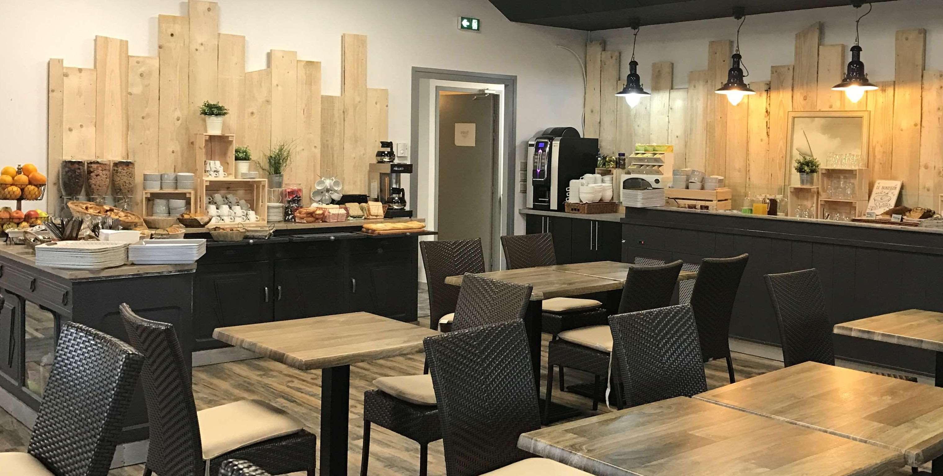 Kyriad Direct Agen Castelculier Exteriör bild