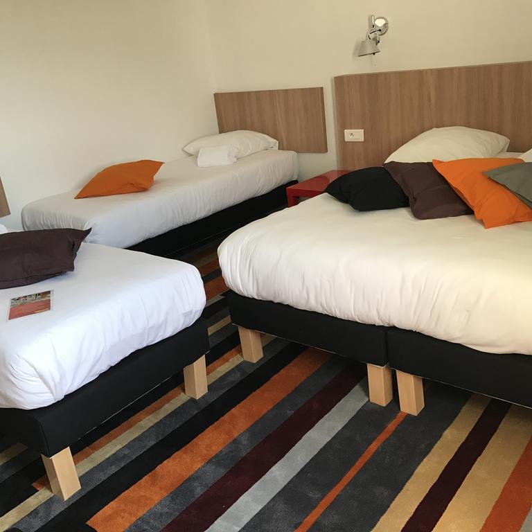 Kyriad Direct Agen Castelculier Exteriör bild