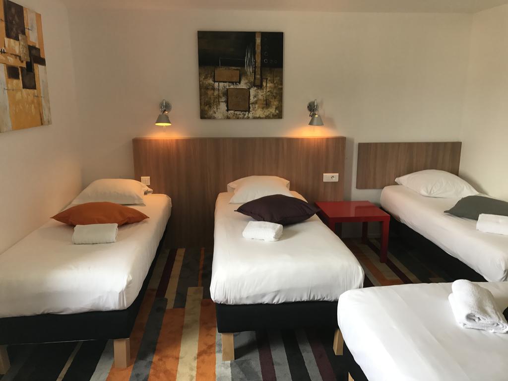 Kyriad Direct Agen Castelculier Exteriör bild