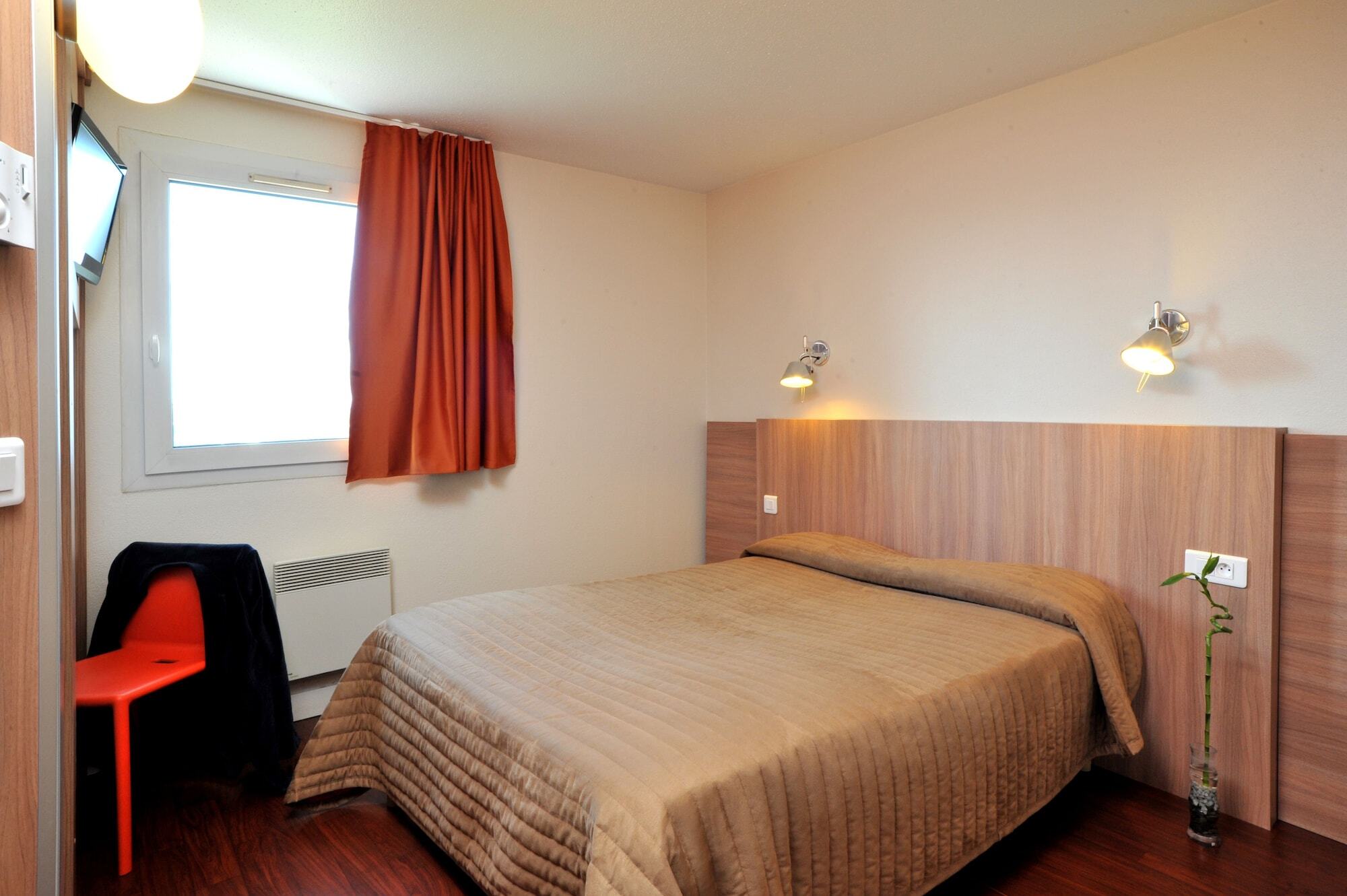 Kyriad Direct Agen Castelculier Exteriör bild